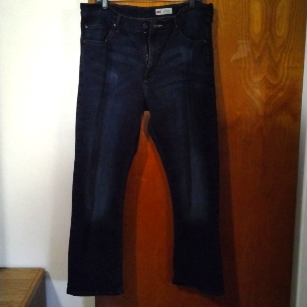 Wrangler Straight Fit Dark Blue Jean's 36 x 29